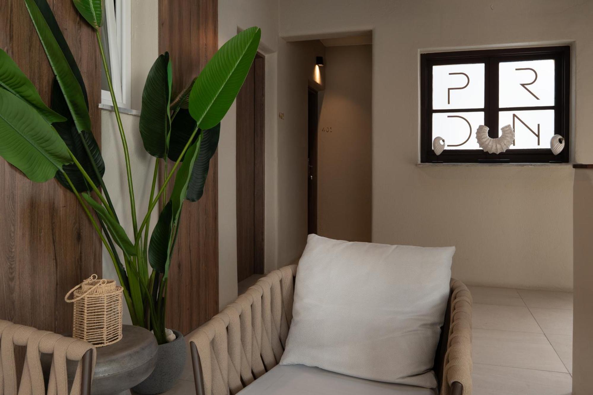 מלון פארוס Paridian Elegant Living מראה חיצוני תמונה