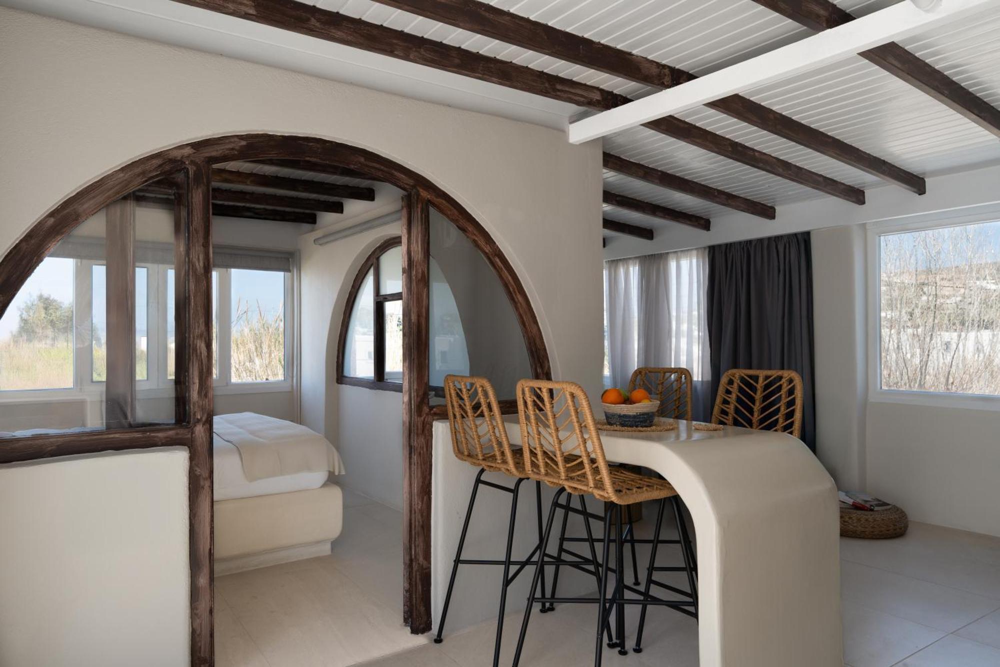מלון פארוס Paridian Elegant Living מראה חיצוני תמונה