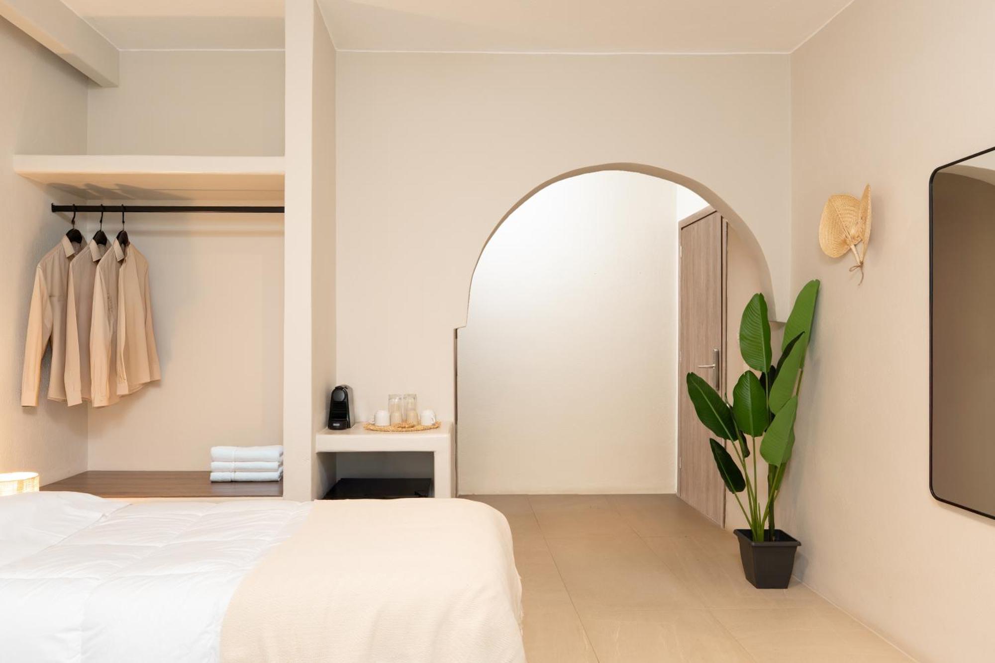 מלון פארוס Paridian Elegant Living מראה חיצוני תמונה
